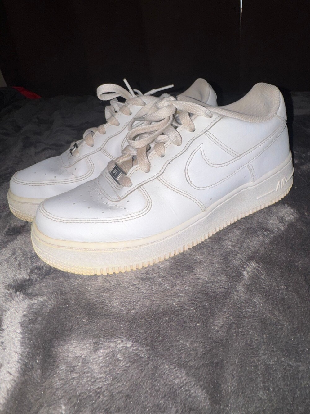 Nike Air Force 1 Sneakers Size 9 White Leather Low Top Shoes